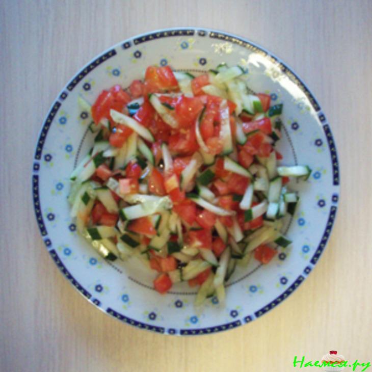 Блинчики с курицей и овощами