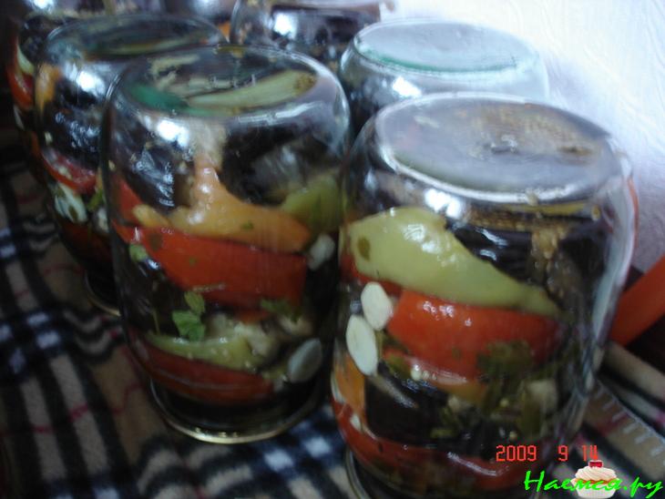 Баклажаны с овощами