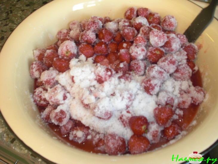 Варенье клубничное