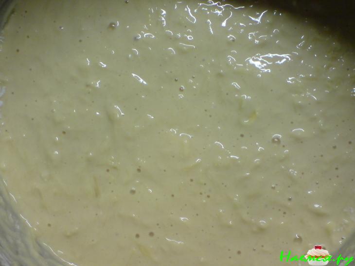 Картофельные оладьи на дрожжевом тесте с пикантной подливкой