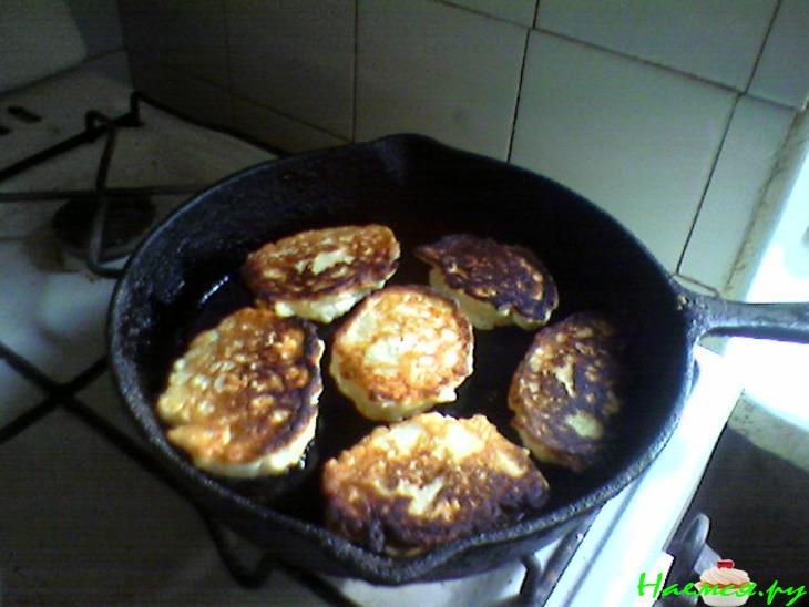 Яблочно-грушевые оладьи Яблочно-грушевые оладьи