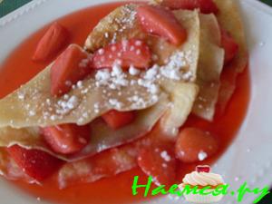 Crepes в клубничном соусе Crepes в клубничном соусе