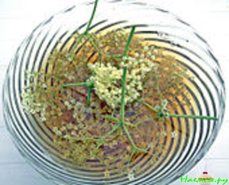 Яблочное желе с цветами бузины (очень простой рецепт)