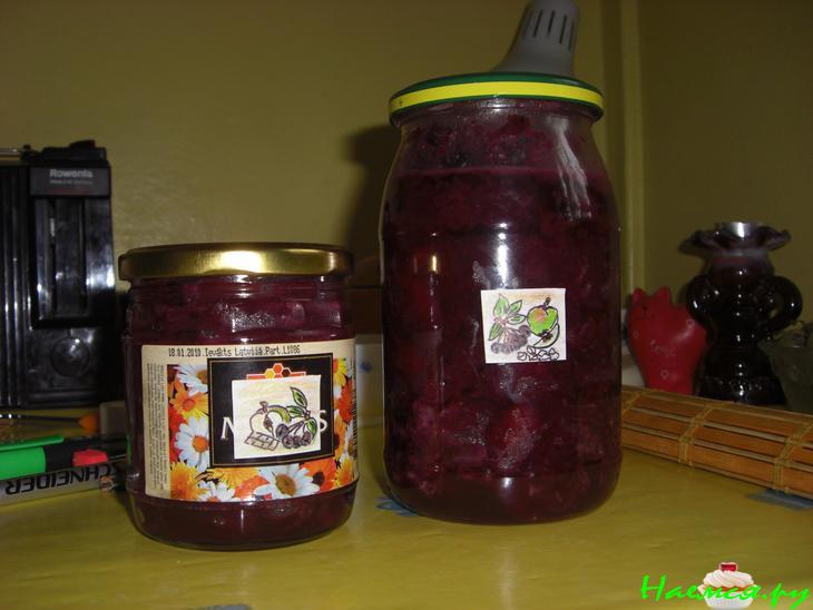 Варенье яблочное с аронией и белым шоколадом