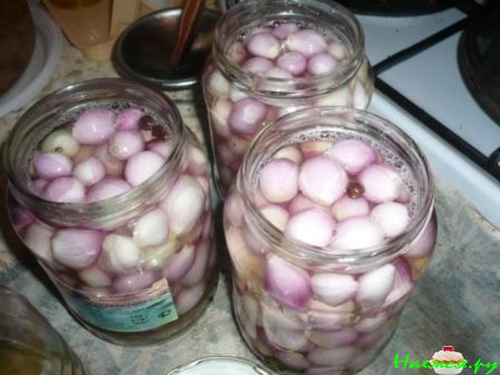 Маринуем коктейльный лучок на зиму