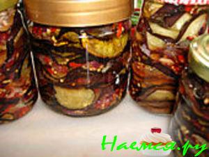 Пикантная заготовка на зиму: прянные баклажаны с мёдом