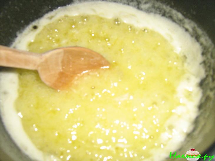 Апельсиновые блины с апельсиновым же соусом