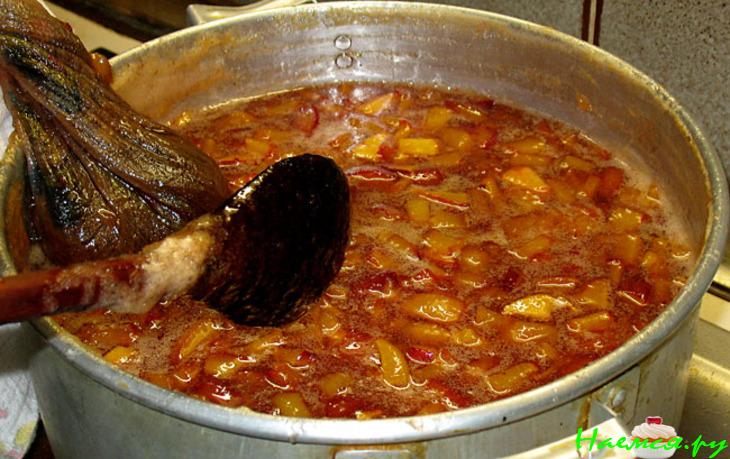 Нектариновое варенье с кофе и ванилью