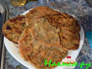 Лепешки из смеси кукурузной и пшеничной муки Лепешки из смеси кукурузной и пшеничной муки