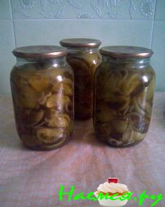 Зеленые помидорки с перчиком Зеленые помидорки с перчиком