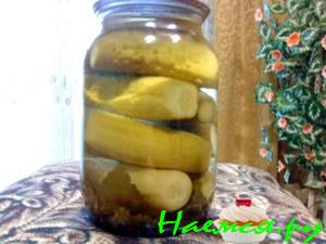 Огурчики консервированные