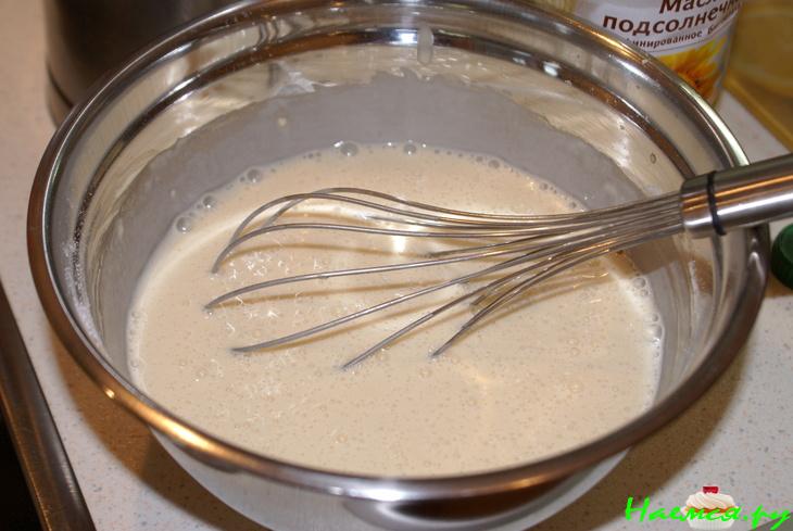 Блинчики на пиве с мандаринами в карамели