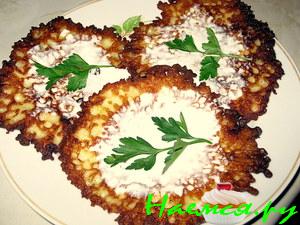 Кабачковые оладушки с соусом