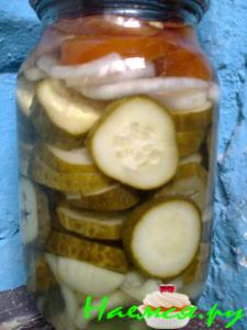 Салат ассорти (огурцы,помидоры и др.)