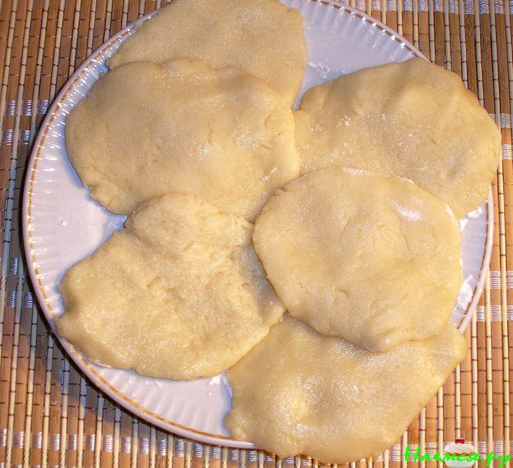 Жареные лепешки в сахаре Жареные лепешки в сахаре