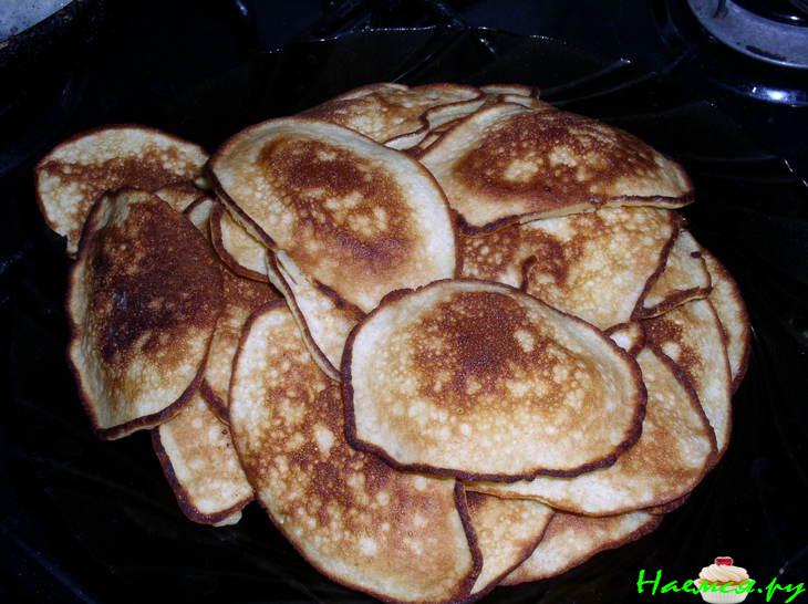 Блинчики с жареными яблоками Блинчики с жареными яблоками