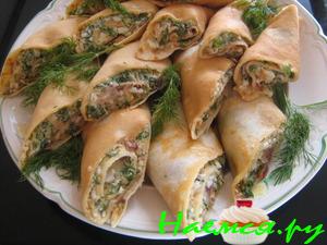 Закусочные пивные блинчики с салатом