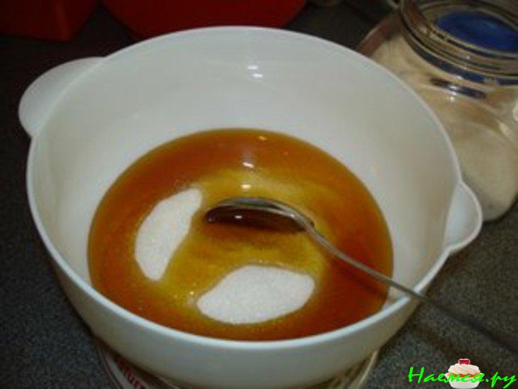 Свекла со сливами в яблочном соке