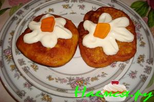 Оладьи из тыквы с курагой Оладьи из тыквы с курагой