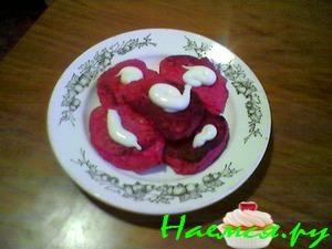 Оладьи из свеклы и творога