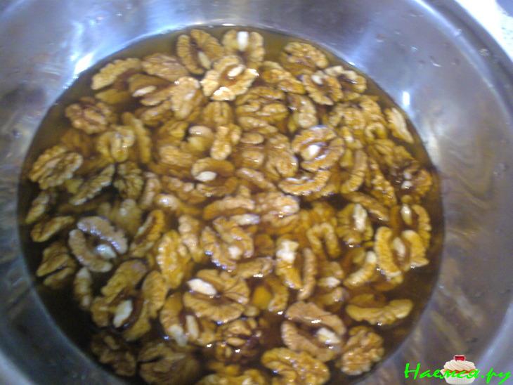 Варенье из очищенной фейхоа с орехами&nbsp; 