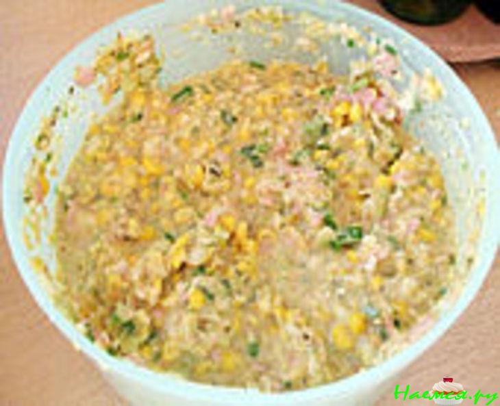 Оладьи из кукурузы и овощей на завтрак Оладьи из кукурузы и овощей на завтрак