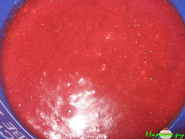 Сливовый соус с грецкими орехами