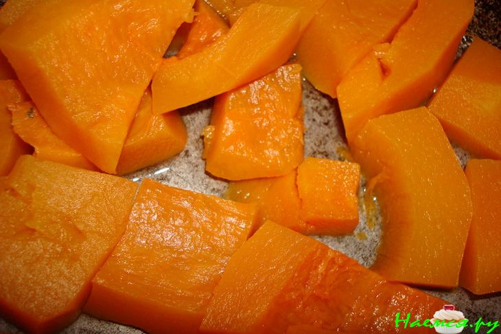 Оладьи из тыквы с курагой Оладьи из тыквы с курагой