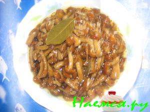 Маринованные опята с зернами горчицы