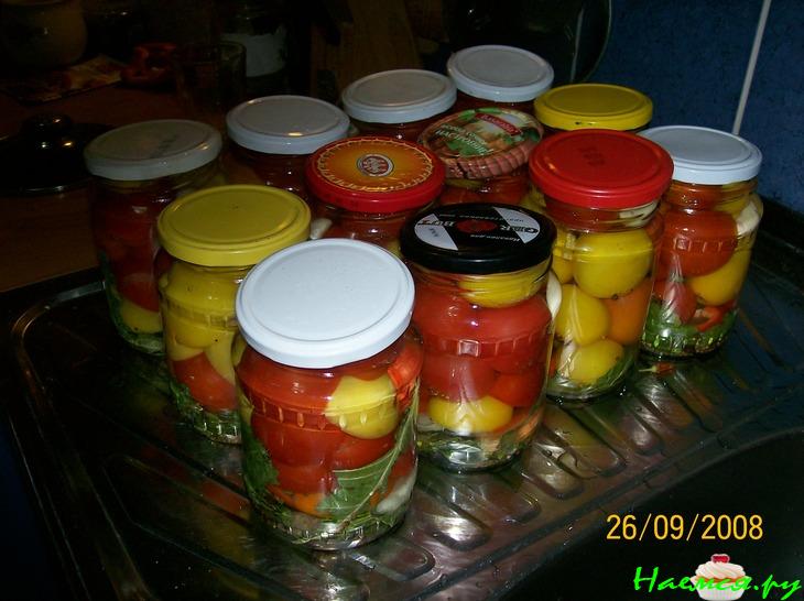 Помидоры в желе (консервация)