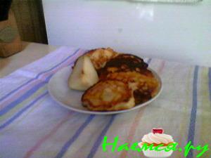 Яблочно-грушевые оладьи Яблочно-грушевые оладьи