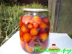 Аппетитные помидорки