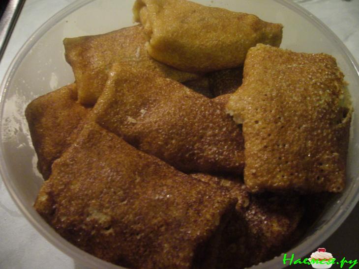 Блинчики с начинкой из тунца и яйца