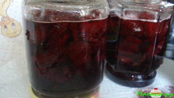 Клубничное варенье "Русская утеха"