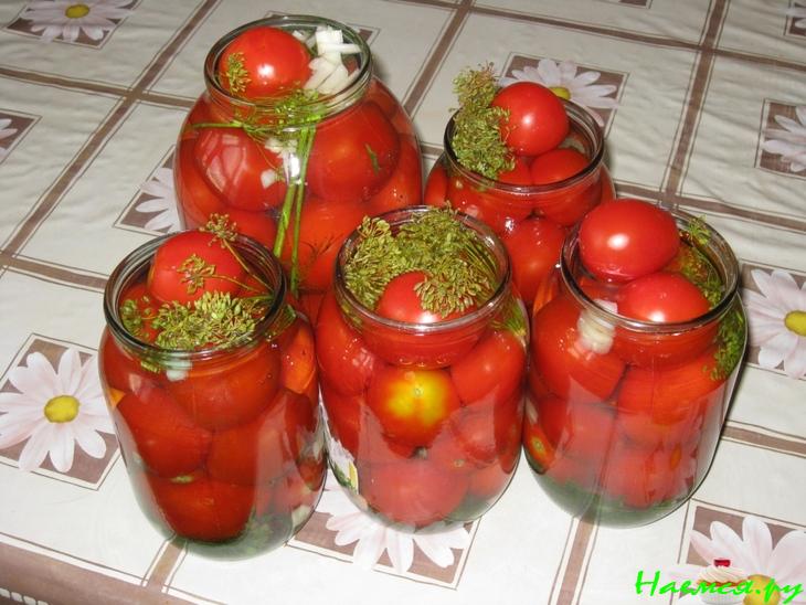 Консервированные помидоры ароматные