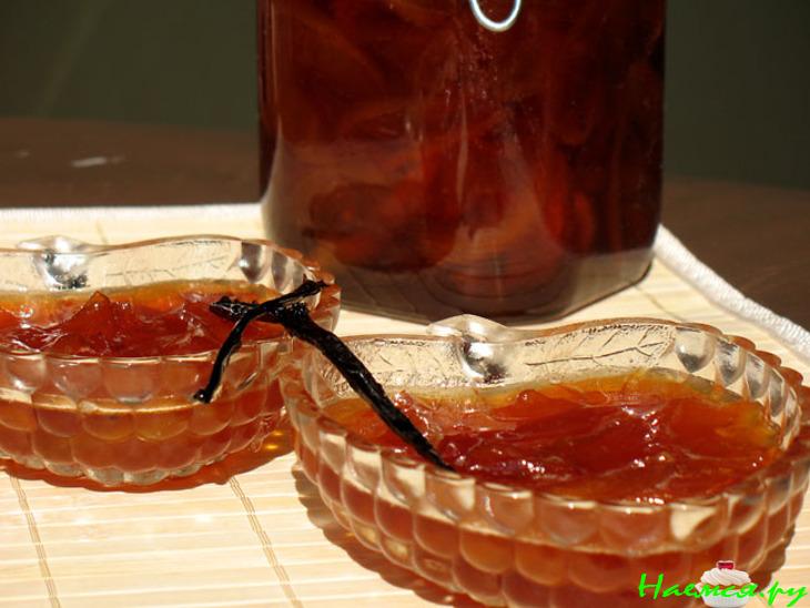 Нектариновое варенье с бурбонской ванилью