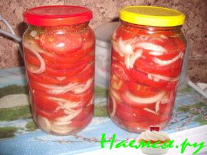 Салат из помидор с луком