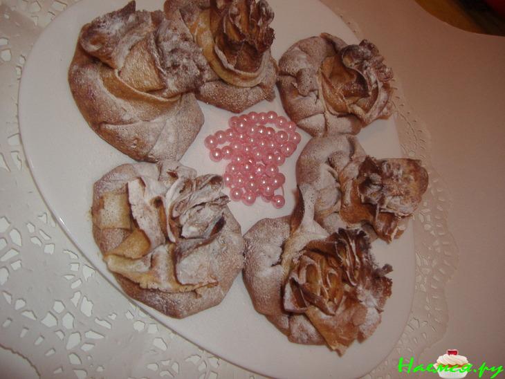 Блины с заварным кремом под ягодным соусом! (2 варианта подачи) Блины с заварным кремом под ягодным соусом! (2 варианта подачи)