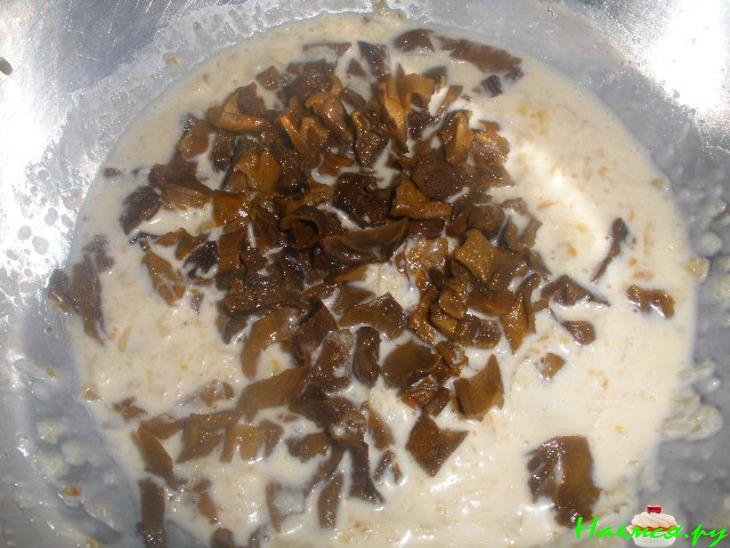 Рисовые оладьи с пармезаном и лесными грибами