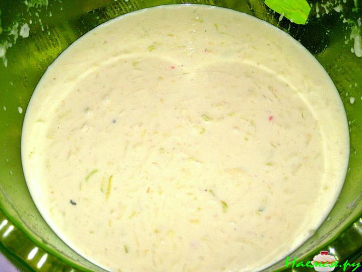 Кабачковые оладушки с соусом