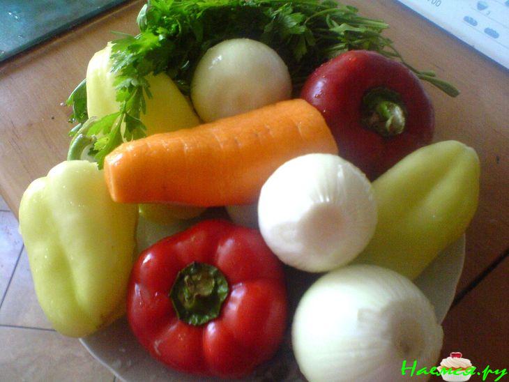 Помидоры консервированные с морковкой и перцем Помидоры консервированные с морковкой и перцем