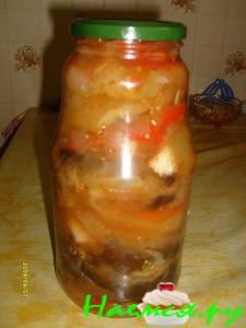 Салат ассорти с баклажанами "Всего по десять"