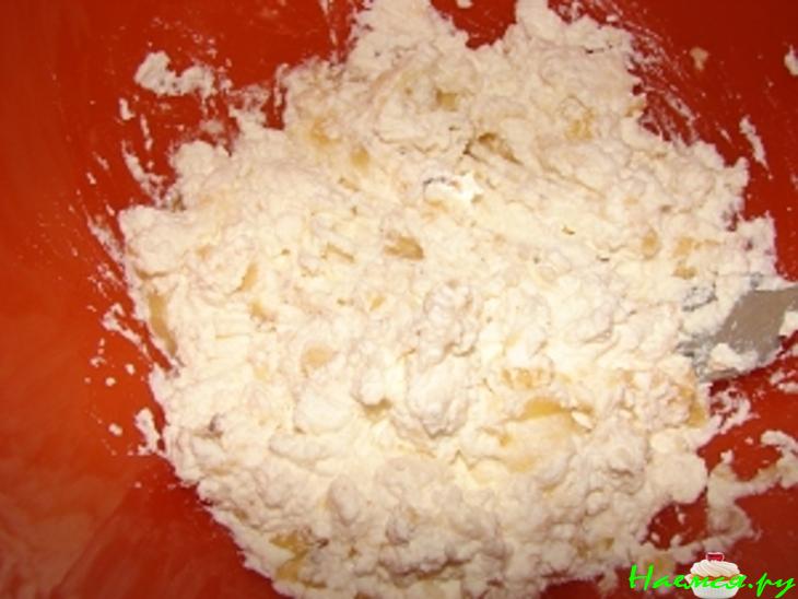 Оладьи с сыром рикотта, бананами и медовым маслом Оладьи с сыром рикотта, бананами и медовым маслом