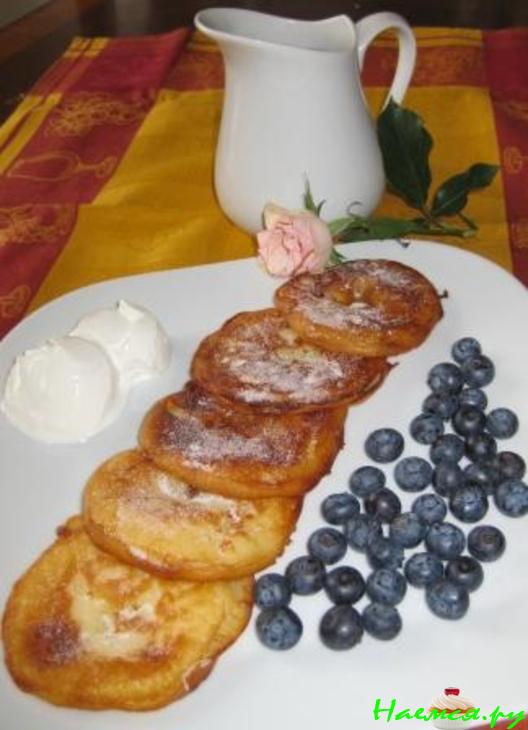 Блины "Яблочные колечки" Блины "Яблочные колечки"