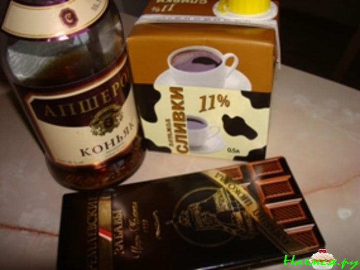 Шоколадные блинчики с шоколадным соусом