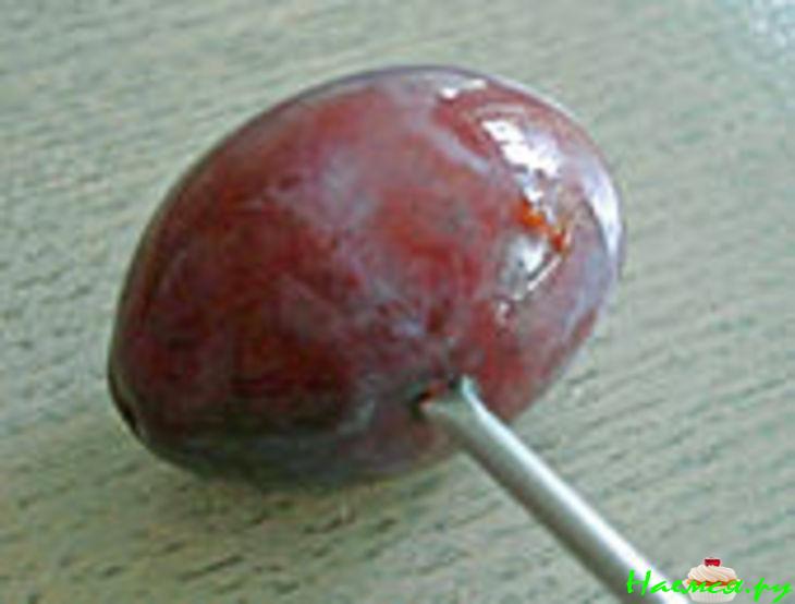 Маринованный, прянный чернослив