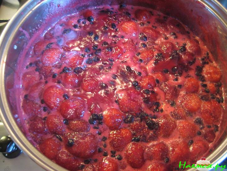 Джем &laquo;Ассорти ягодное&raquo;