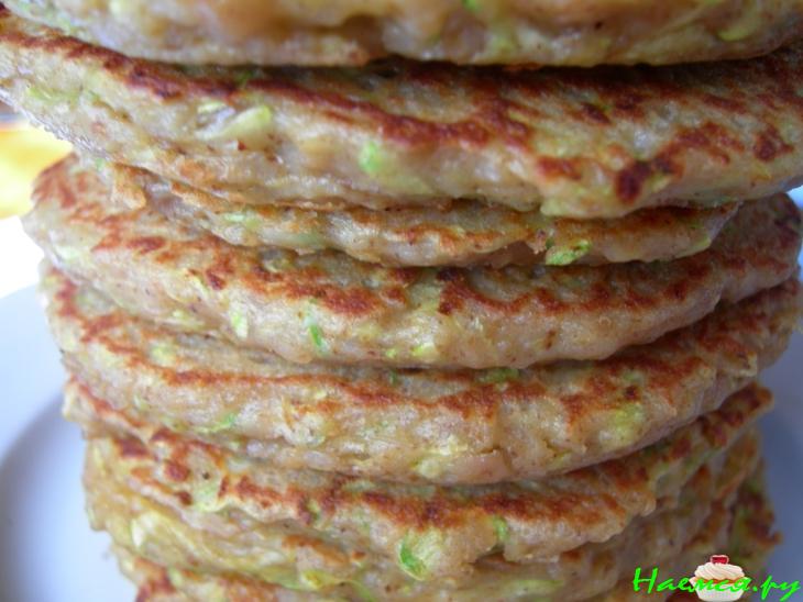 Кабачково-гречневые блинчики-лепешки
