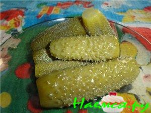 Огурцы соленые с чесночком