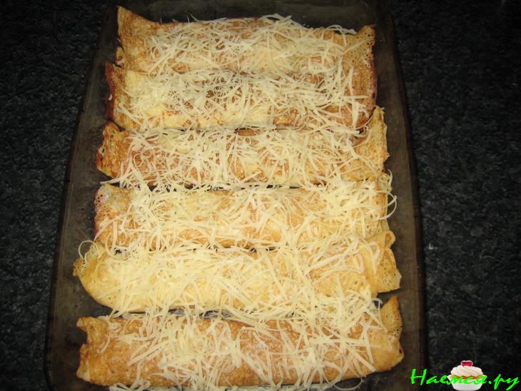 Блины с грибами и голубым сыром